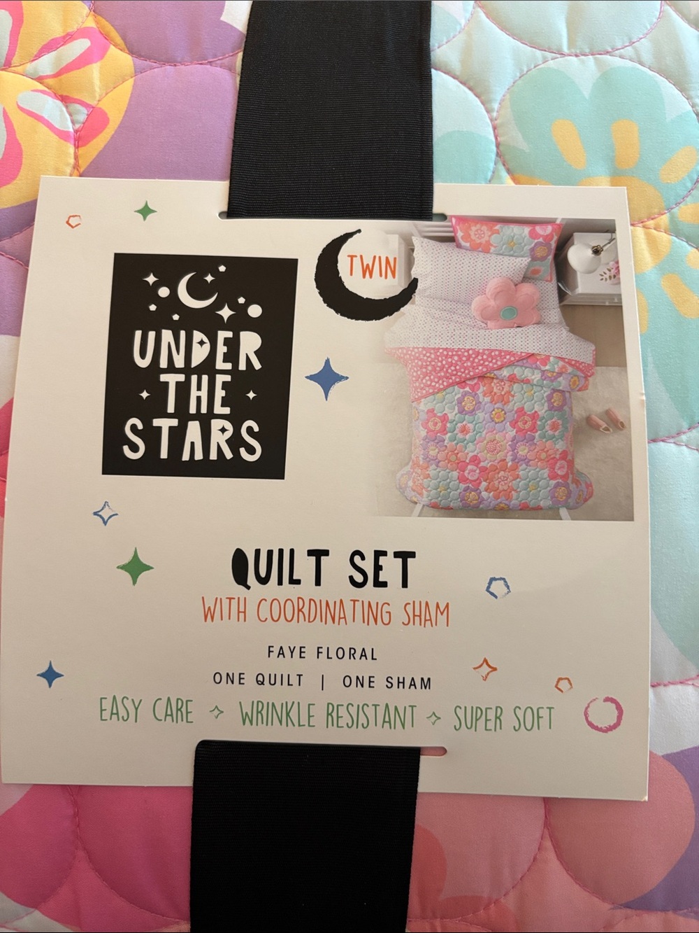 Brand new Faye Floral Twin Quilt Set - Pink Floral